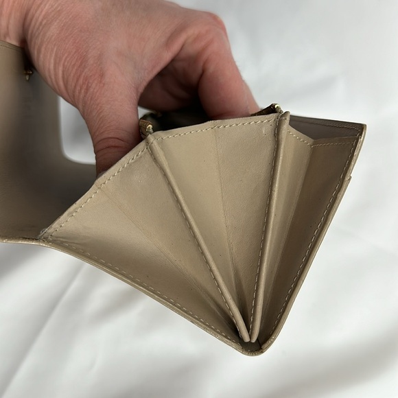 Louis Vuitton Yellow Impression Monogram Vernis Wallet ~EUC - Picture 12 of 16